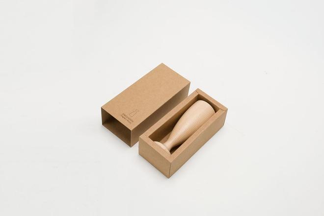 沉静心对抗喧嚣——寻找那方扩香木AG真人游戏平台一缕香唤醒世界(图2)